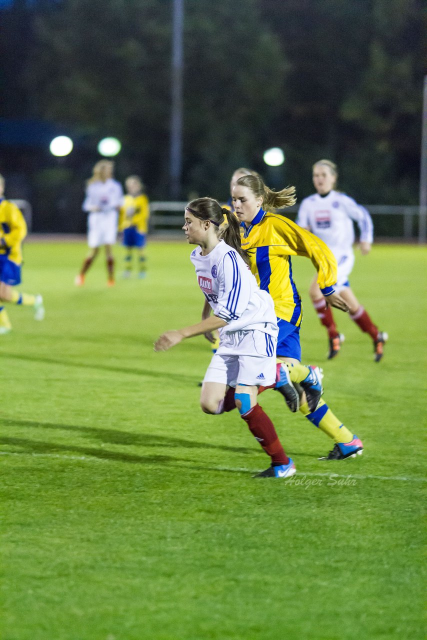 Bild 138 - B-Juniorinnen SV Henstedt-Ulzburg - Holstein Kiel : Ergebnis: 0:12